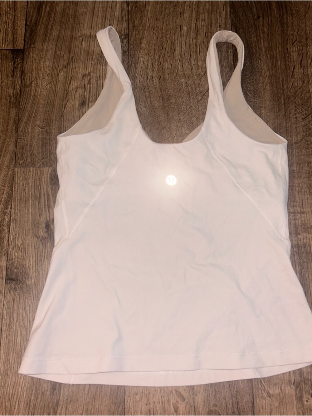 White align tank